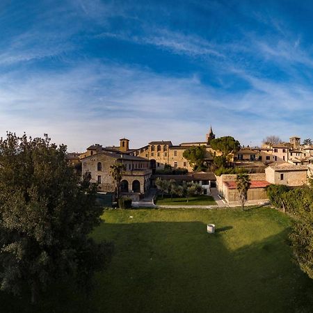 Il Monastero Di Bevagna Bed and Breakfast Εξωτερικό φωτογραφία
