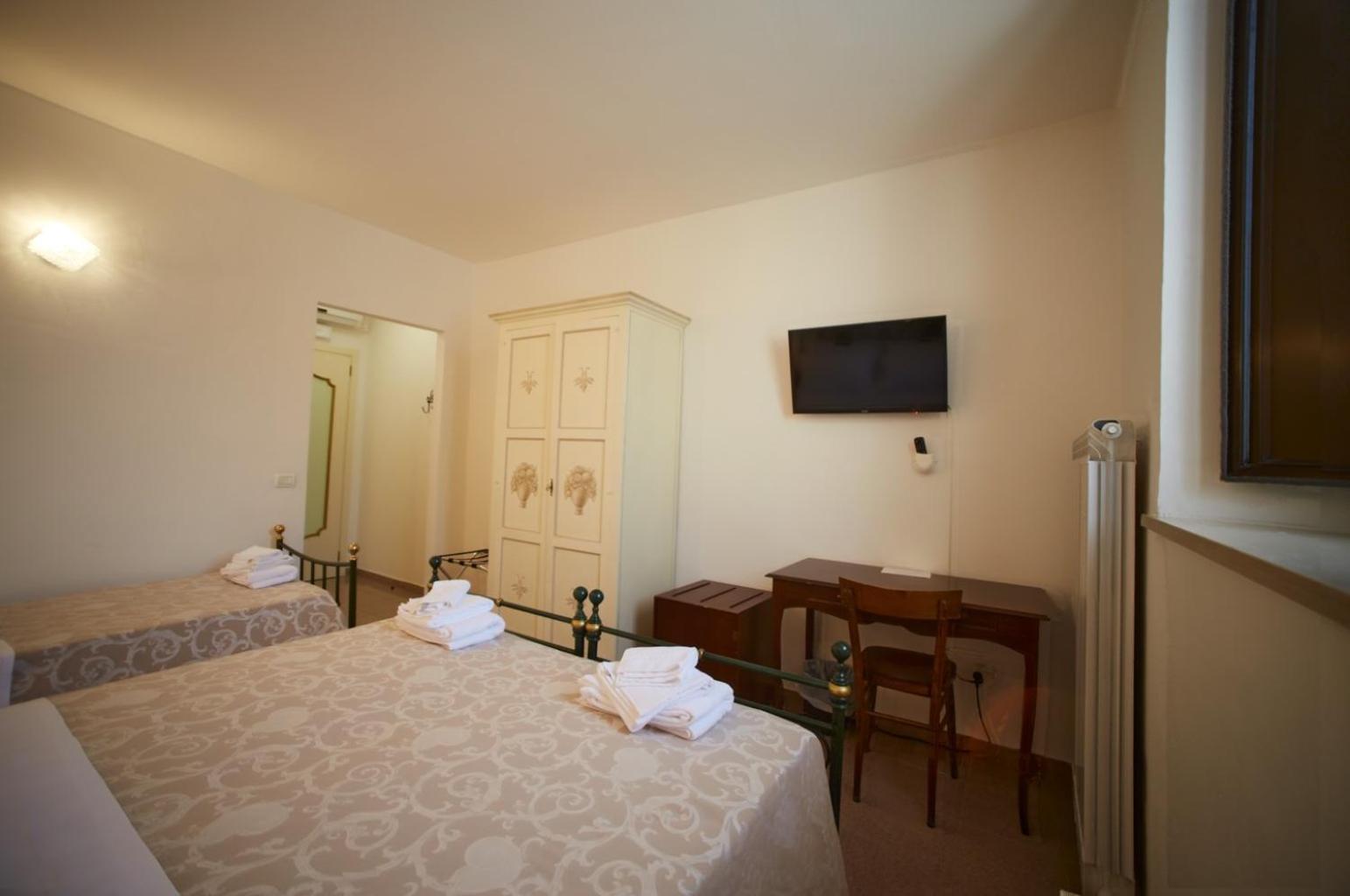 Il Monastero Di Bevagna Bed and Breakfast Εξωτερικό φωτογραφία