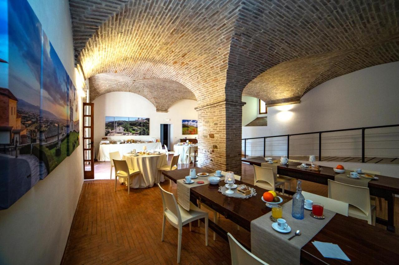 Il Monastero Di Bevagna Bed and Breakfast Εξωτερικό φωτογραφία