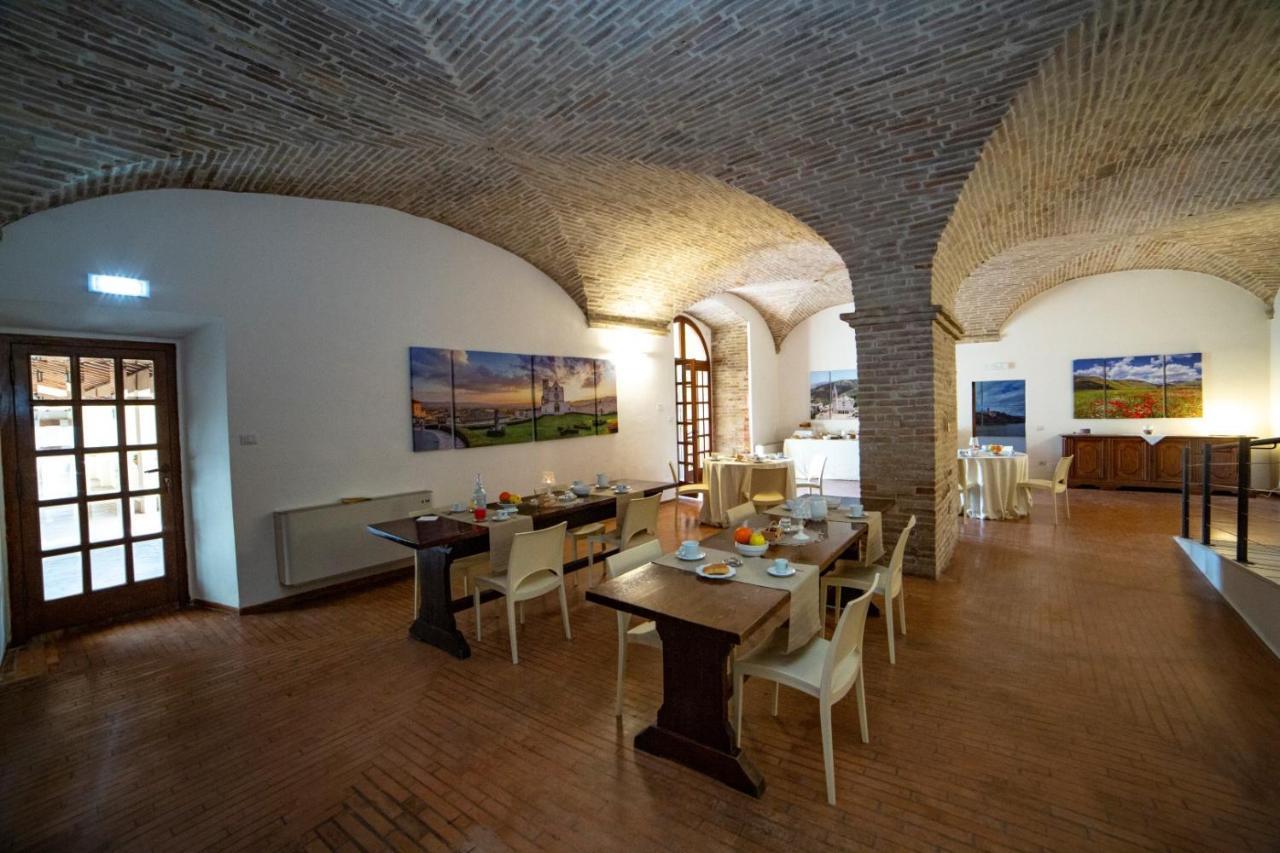 Il Monastero Di Bevagna Bed and Breakfast Εξωτερικό φωτογραφία